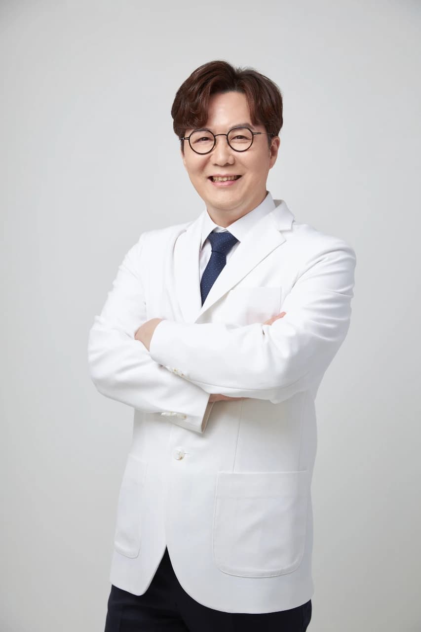강건우 대표원장
